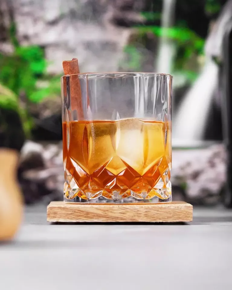 Gandalf's Smoke Ring The Lord of the Rings Cocktail Recipe