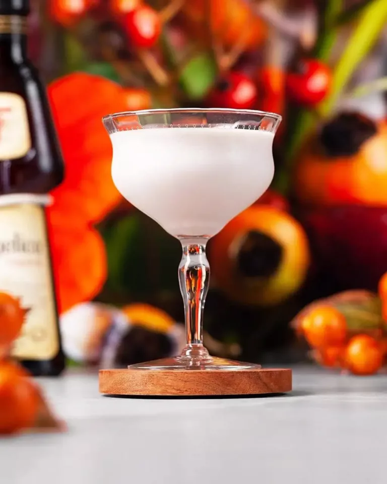 Nuts & Berries Cocktail Recipe